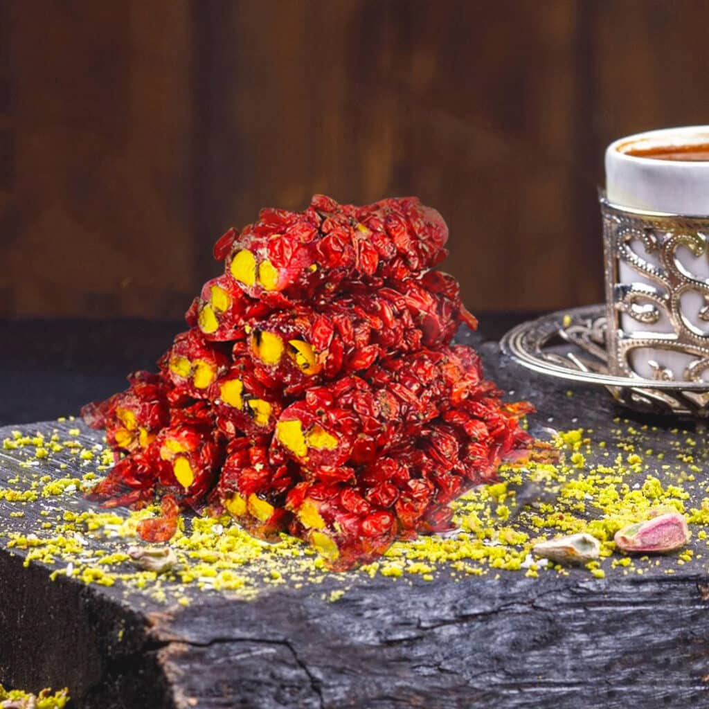 Fitil Turkish Delight with Pistachio and Zereşk Grapes